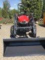 Traktor Branson 5025 R